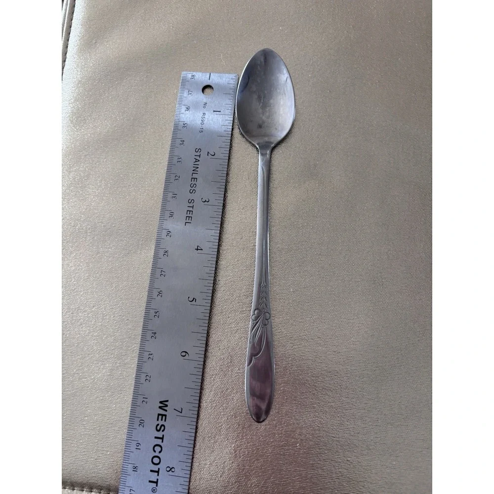 Vintage HB Co Solid Stainless Teaspoon Heather Pattern replacement Piece 3124‎